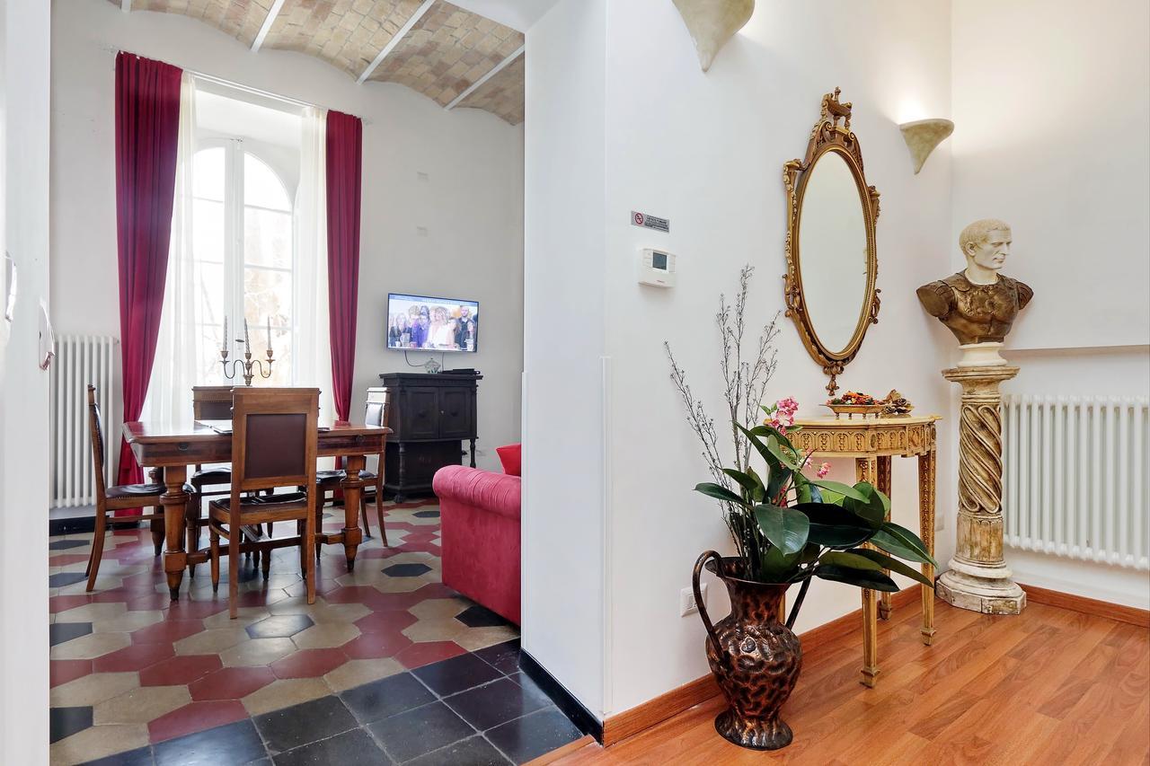Dolce Casa Colosseo โรม ภายนอก รูปภาพ