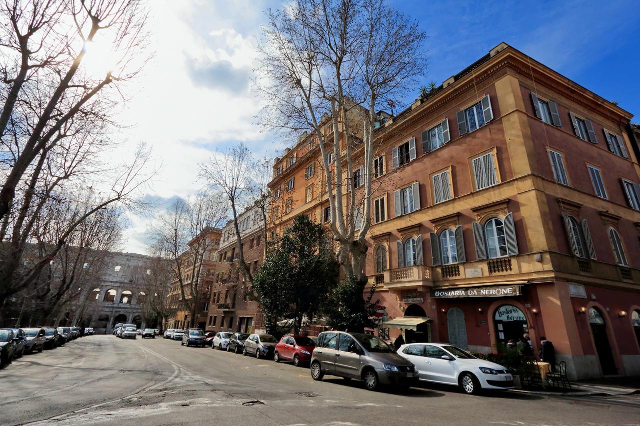 Dolce Casa Colosseo โรม ภายนอก รูปภาพ
